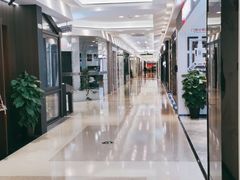 -红星美凯龙国际家居博览中心至尊mall停车场