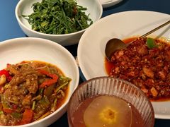 -一坐一忘云南菜(嘉里中心店)