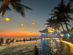 -FINNS Beach Club