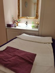 -蕾蕾美颜美容美体