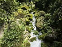 -龙水峡地缝景区