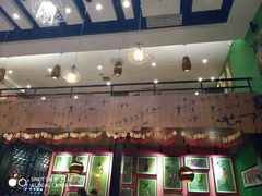 门面-香巴拉云南餐厅(华莱坞店)