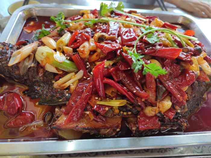 瓦缸烤鱼(周家坝心连心广场店)