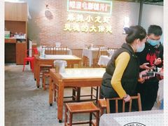 等位区-霸王虾·麻辣小龙虾(清水河公园店)