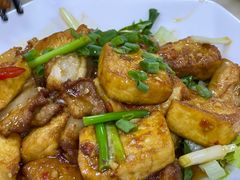 猪肉焖豆腐-记忠海鲜
