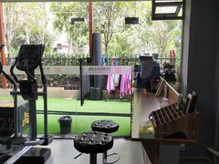 -征成健身连锁私教工作室(九公里店)