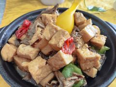 -天天向上素食餐厅(五台山店)