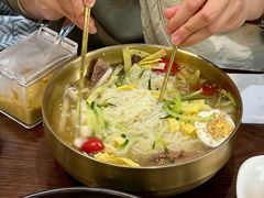 宫廷冷面-釜山豚骨汤饭(芝罘万达广场店)