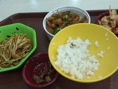 -六和餐饮(东城根店)