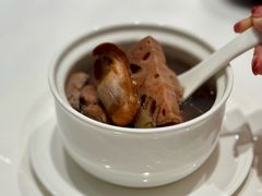 -景月阁空中食府(希尔顿酒店)