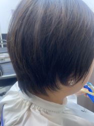 -梳蕾娜 HAIR SALON