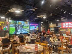 -亮亮虾城·地道油焖大虾(吴家山总店)