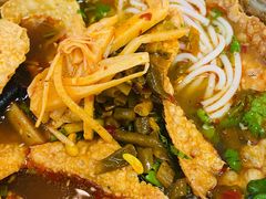 -红鼻子桂林米粉(金唐新光界店)