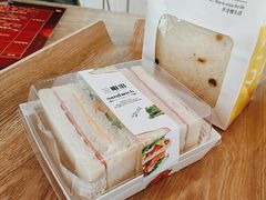 -蜂蝶来饼店(拱北总店)
