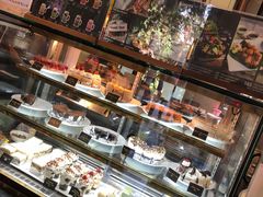 -莓园冰淇淋店