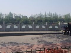 -习家池