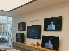 -华为授权体验店(中山公园来福士)