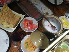 -东巴婆婆云南鱼豆花火锅(大东门店)