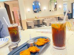 -必胜客(WOW中央公园店)
