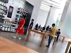 -Apple零售店(华贸购物中心店)