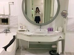 洗手间-广州花之恋城堡酒店