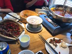 -唐伯虎新派湘菜馆(石夏时代广场店)