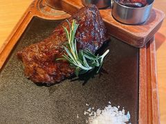 果木烤安格斯谷饲牛排-MR.ROCKY洛奇先生RESTAURANT&BAR(宝安壹方城店)