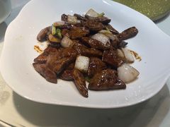 京葱爆猪肝-虎哥私房菜(馒头山店)