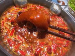 烧猪蹄-贰回巷火锅馆(钟楼店)