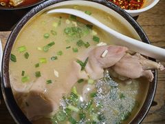 川味老妈云豆蹄花汤-三生小馆(亭知路店)