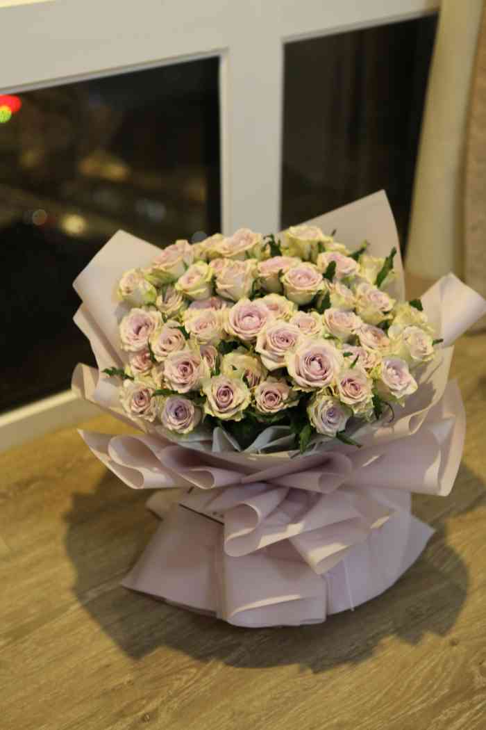 呼吸花园breathing garden-"都是进口花材,老板会非常耐心的沟通你的