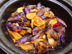 咸鱼油焖茄子煲-和记小菜(东方店)