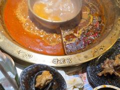 -新哥老官·畅吃123·美蛙世界(苏宁广场店)