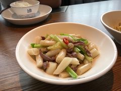 -江渔儿酸菜鱼(万科东荟城店)