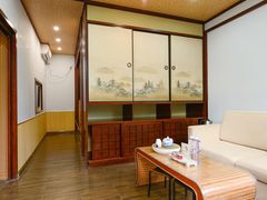 -大连步云山老汤度假山庄