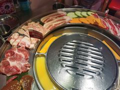 -哈哈碳都·牛肋条无限自助烤肉(台江万达店)