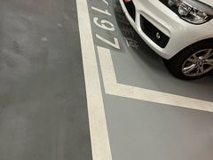 -前滩太古里木区停车场