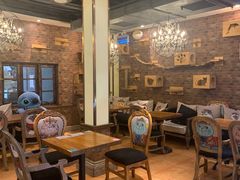 -more than meow吴止猫主题餐厅(承德 中船汇店)