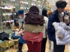 三种口味蛋筒冰激凌-VENCHI 闻绮(北京国贸商城店)