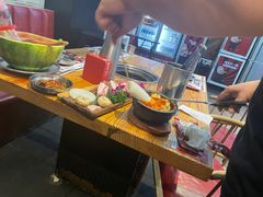 -青瓦炭韩潮烤肉(花园道店)
