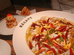 老坛子酸菜鱼（鲈鱼3-4人份）-太二酸菜鱼(广州IFC国金天地店)