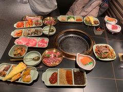 -梨花甄选自助烤肉(小寨原力场店)
