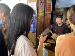 等位区-徐禾记手工烧饼(农院路店)