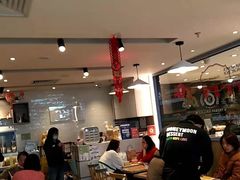 门面-满记甜品(巴黎春天宝山店)