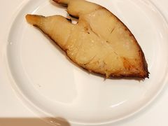 烤比目鱼-上海兴国宾馆香樟园西餐厅