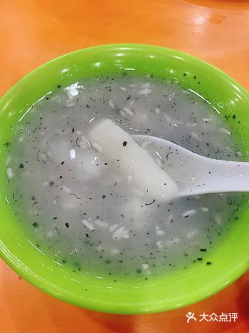 「三镇民生甜食馆(胜利街总店)」 下午三四点去的