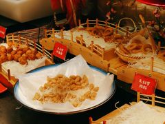 -四海一家自助餐(益田假日广场店)