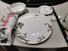 餐具摆设-钱塘花园·宁波菜