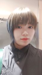 -苑苑发型设计
