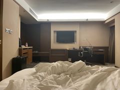 -广州中心皇冠假日酒店